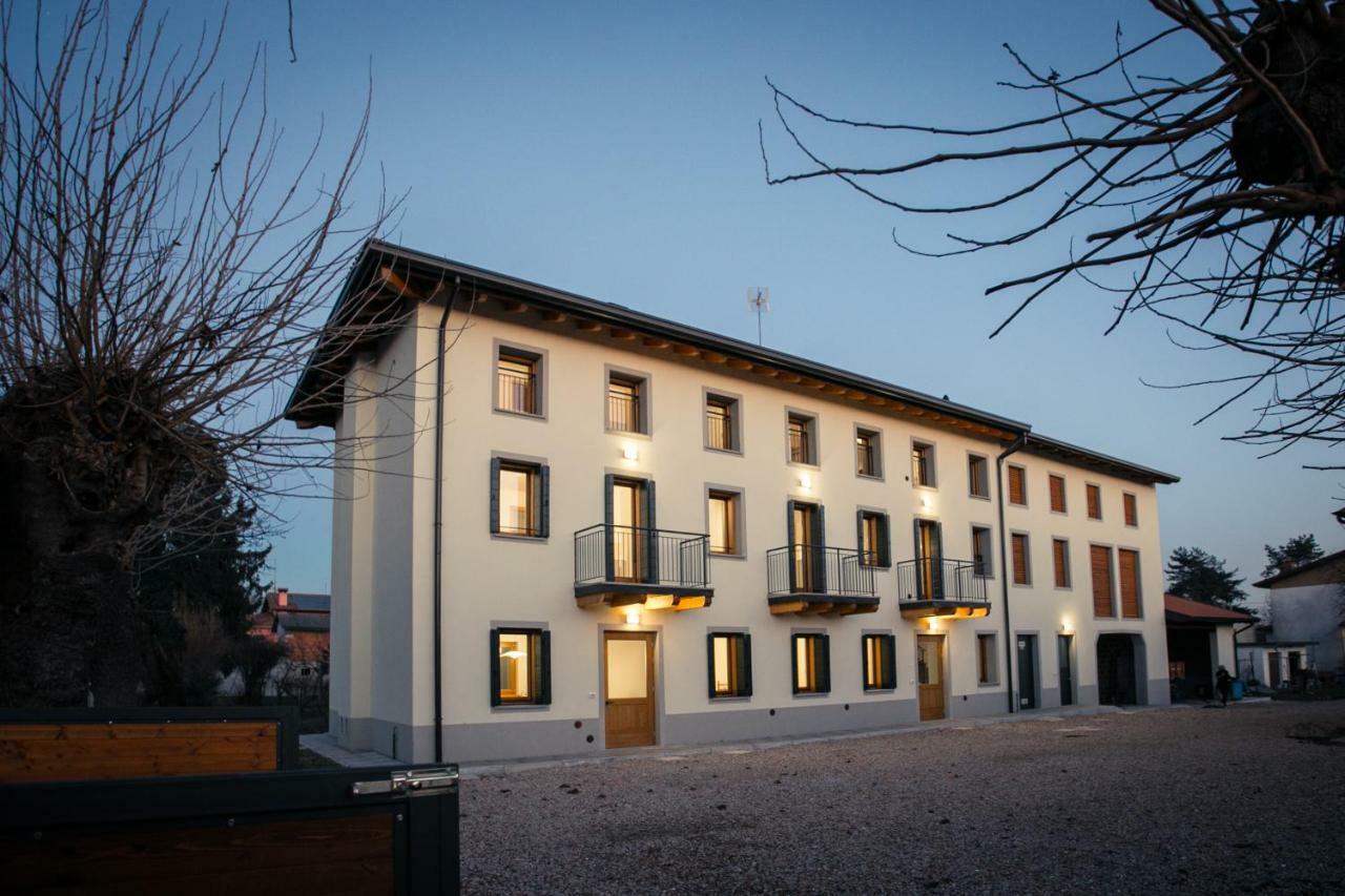 Agriturismo Mestroni Bressa Exteriör bild