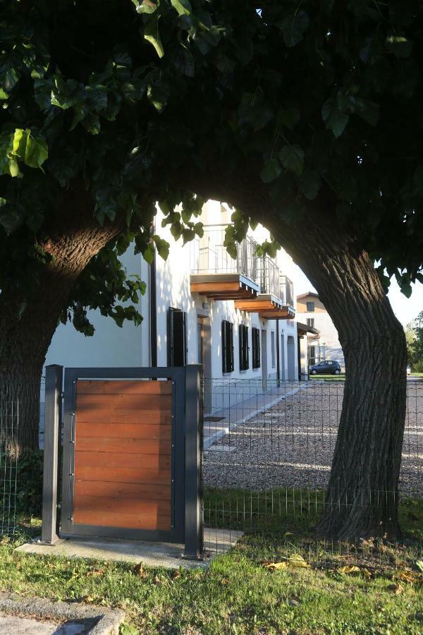 Agriturismo Mestroni Bressa Exteriör bild